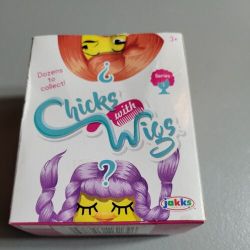 Chick with wigs: кокошка
